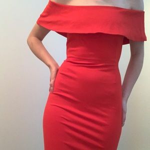 Babaton Dress (Aritzia)